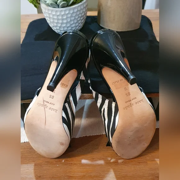 Kate Spade Shoes - Picture 3 of 4